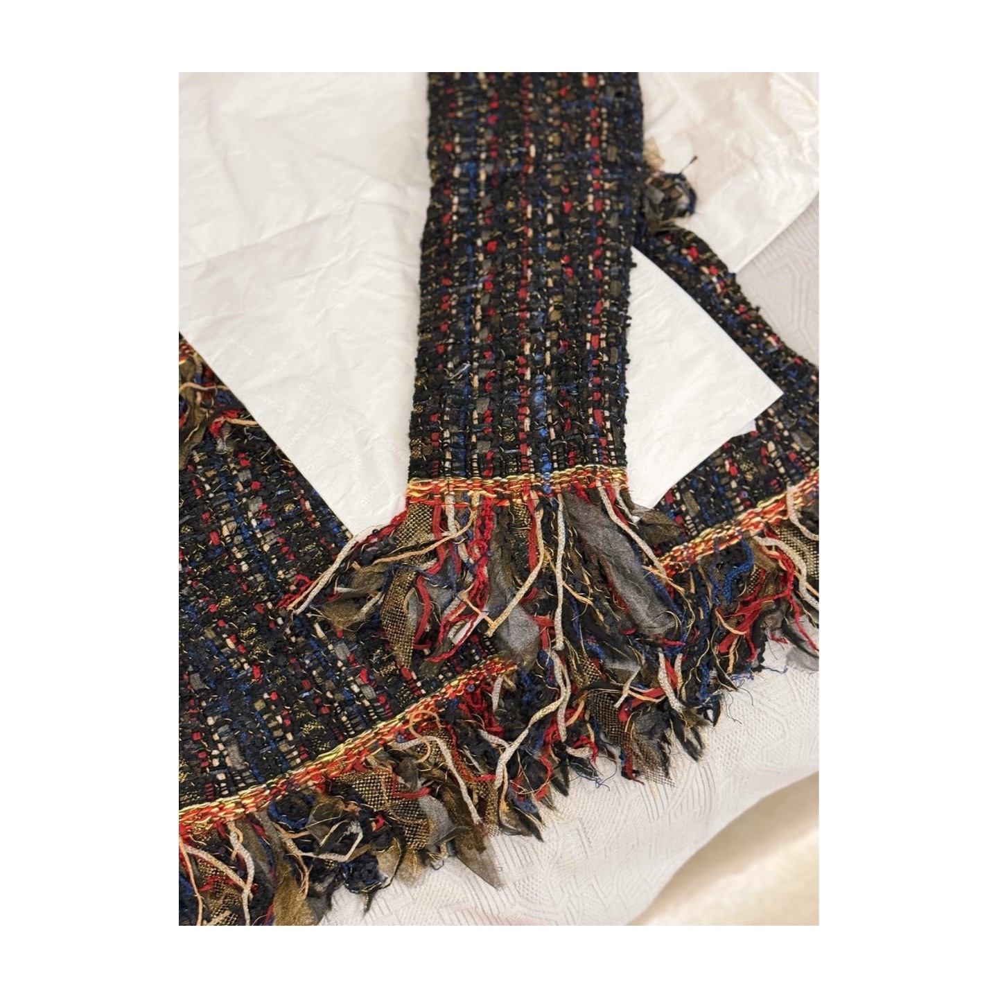 Chanel Métiers d'Art Paris Cosmopolite Jacket — view 8